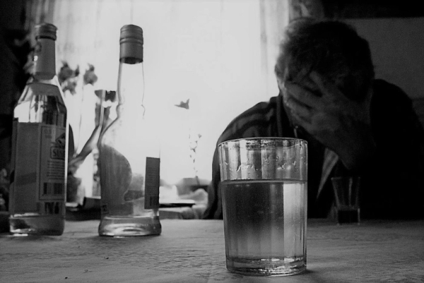 Белорус погиб от алкогольного отравления. Это антирекорд-2022 по этиловому спирту в крови – более 10 промилле Белорус погиб от алкогольного отравления. Это антирекорд-2022 по этиловому спирту в крови – более 10 промилле