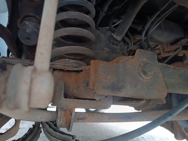 «Все гофры с проводкой посечены песком!». Белорусу так отпескоструили Cadillac, что у машины отказала электроника и кузов начал ржаветь «Все гофры с проводкой посечены песком!». Белорусу так отпескоструили Cadillac, что у машины отказала электроника и кузов начал ржаветь