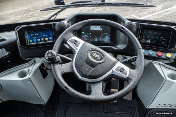 Первый белорусский электрогрузовик испытывают в работе. Как он выглядит Первый белорусский электрогрузовик испытывают в работе. Как он выглядит