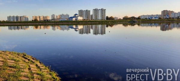 Рыбацкий вечер на Гребном канале в Бресте Рыбацкий вечер на Гребном канале в Бресте