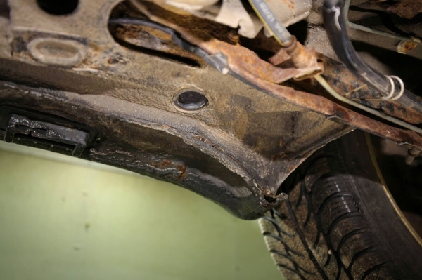 «Купил за $2 250 и горя не знаю!». Белорус о владении Audi 100 (C4) выпуска 1993 года «Купил за $2 250 и горя не знаю!». Белорус о владении Audi 100 (C4) выпуска 1993 года