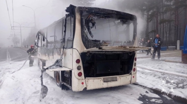 В Минске горел автобус В Минске горел автобус