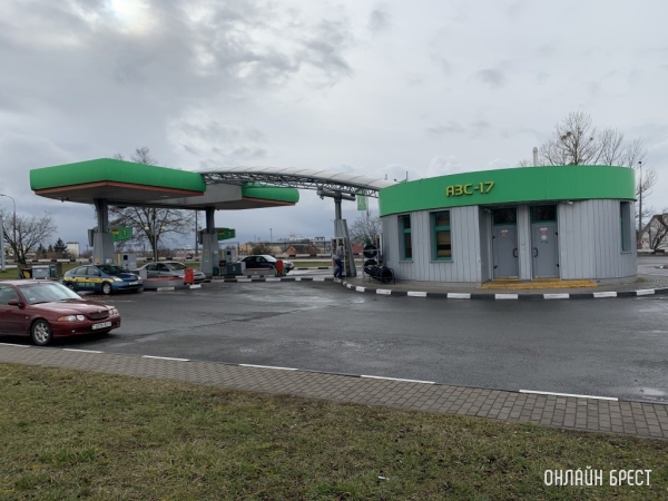 Автомобильное топливо снова дешевеет в Беларуси Автомобильное топливо снова дешевеет в Беларуси