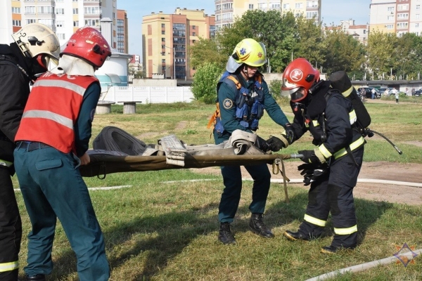 В Бресте прошли учения на железнодорожном транспорте В Бресте прошли учения на железнодорожном транспорте