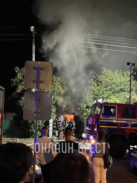 Стало известно, что горело на Киевке в Бресте Стало известно, что горело на Киевке в Бресте
