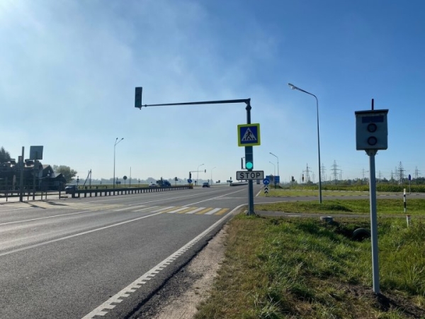 Сразу три новые камеры скорости установили на трассе Р23 Сразу три новые камеры скорости установили на трассе Р23