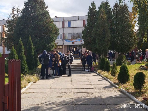 Минобразования: шестой школьный день должен планироваться с учетом работы объединений по интересам