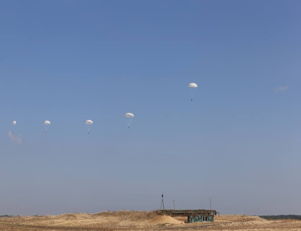 На полигоне Брестский силы ОДКБ отработали уничтожение групп противника На полигоне Брестский силы ОДКБ отработали уничтожение групп противника