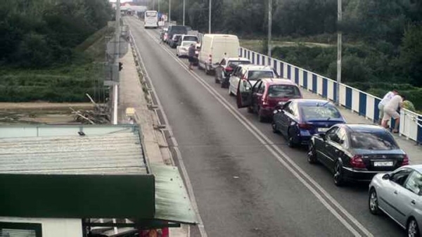 Житель Брестского района продавал место в очереди на границе. Что теперь грозит? Житель Брестского района продавал место в очереди на границе. Что теперь грозит?