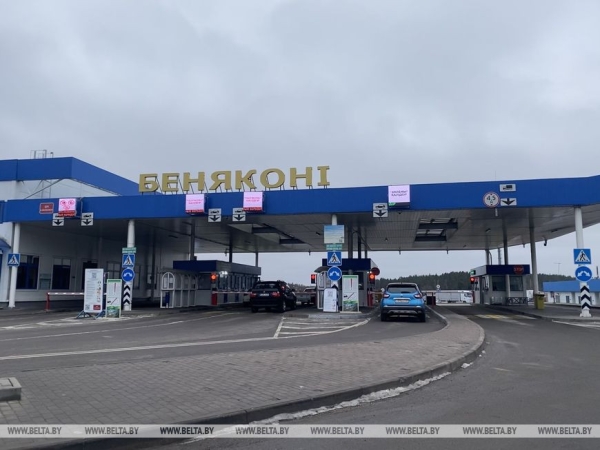 Водители из разных стран рассказали о проблемах на границе Водители из разных стран рассказали о проблемах на границе