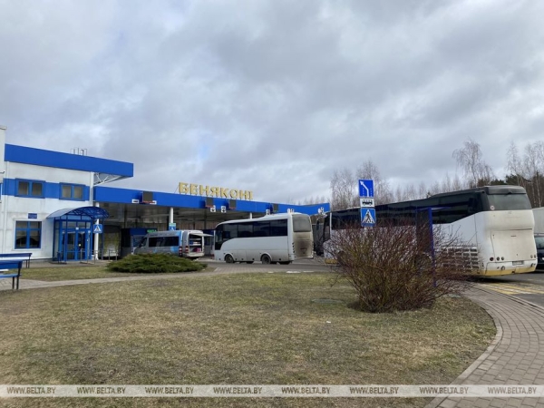 Водители из разных стран рассказали о проблемах на границе Водители из разных стран рассказали о проблемах на границе