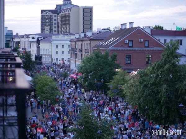 Стоит ли бояться перенаселения Земли? Стоит ли бояться перенаселения Земли?