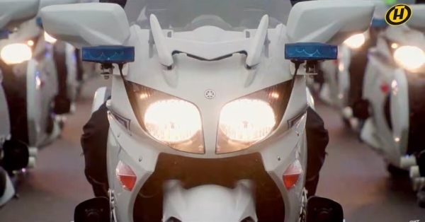 Мощнее и быстрее, чем другие авто МВД. «Стрела» показала технику из своего автопарка Мощнее и быстрее, чем другие авто МВД. «Стрела» показала технику из своего автопарка