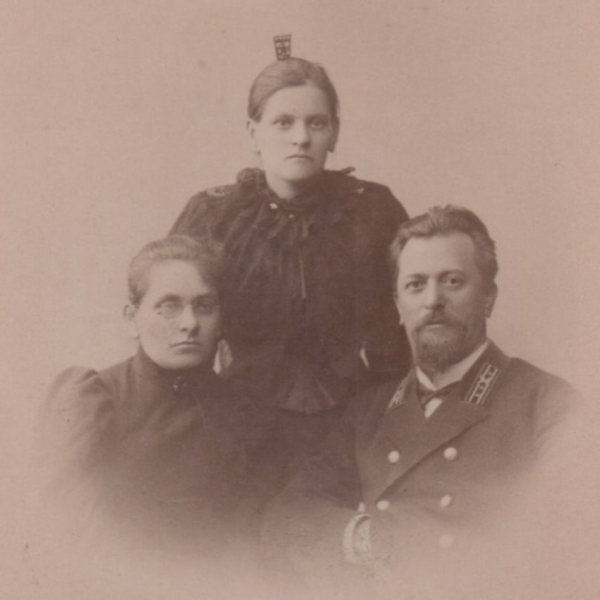 Родной дядя Владимира Маяковского на рубеже веков жил и умер в Пружанах Родной дядя Владимира Маяковского на рубеже веков жил и умер в Пружанах